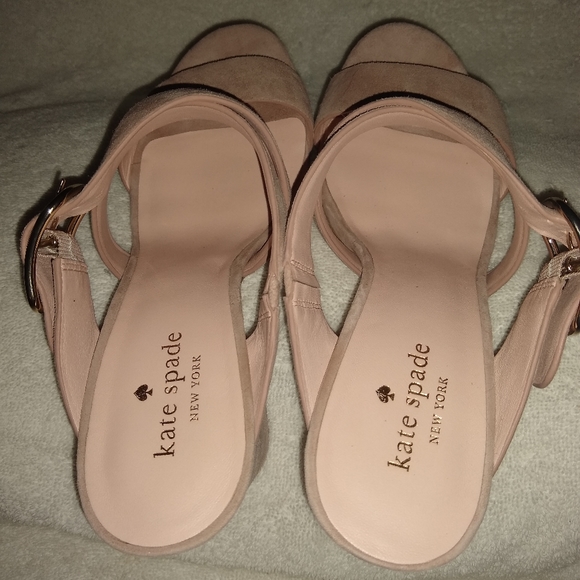 Kate Spade Orchid suede block heel sandals. 9 - Picture 8 of 8